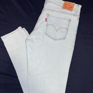 Levi's Light Wash Jeans